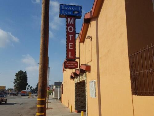 Travel Inn Motel — Photos 1
